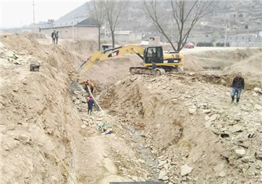 G307吳堡至綏德改建工程全面復(fù)工進(jìn)入緊張施工階段